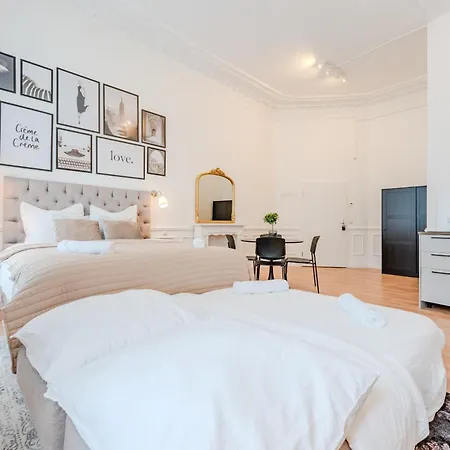Prenzlauer Berg Prestige Apartment
