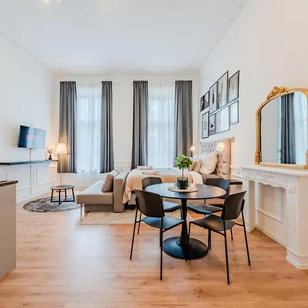 Apartment Prenzlauer Berg Prestige *